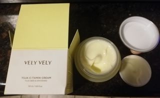 VELY VELY Yuja C-tamin Cream — 5점을 준 리뷰어가 2021년 4월 올린 사용 사진