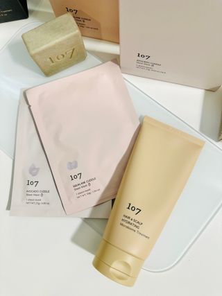 107 HAIR & SCALP HYDRATING Microbiome Treatment 180ml — 5점을 준 리뷰어가 2023년 9월 올린 사용 사진
