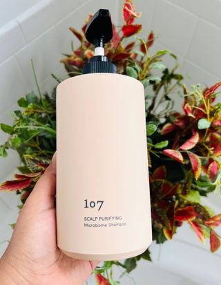 107 SCAP PURIFYING Microbiome Shampoo 500ml 16.9 fl oz — 5점을 준 리뷰어가 2023년 10월 올린 사용 사진