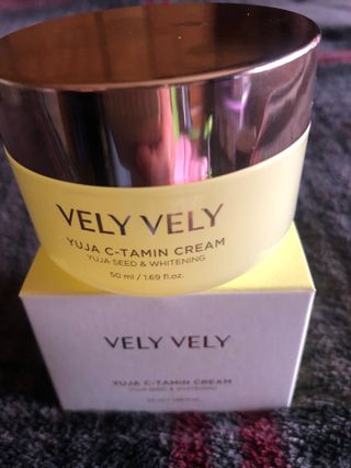 VELY VELY Yuja C-tamin Cream — 5점을 준 리뷰어가 2021년 4월 올린 사용 사진
