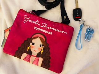 YOUKSHIMWON Wristlet Wallet for Women Smart Phone Strap Clutch — 5점을 준 리뷰어가 2021년 8월 올린 사용 사진