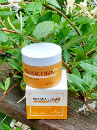 [THE SKIN HOUSE] Vita Snail Cream — 5점을 준 리뷰어가 2022년 4월 올린 사용 사진