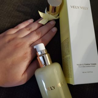 VELY VELY Yuja C-Tamin Toner — 5점을 준 리뷰어가 2021년 4월 올린 사용 사진