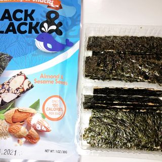 UNCLE NICK 한국 슈퍼 스낵 블랙 &amp; 블랙 김 스낵 — 5점을 준 리뷰어가 2021년 11월 올린 사용 사진