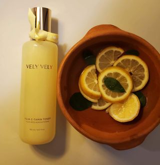 VELY VELY Yuja C-Tamin Toner — 5점을 준 리뷰어가 2021년 4월 올린 사용 사진