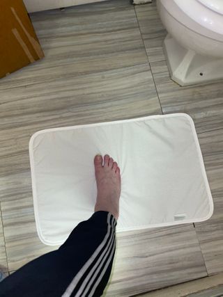 솔레마망 SOLEMAMAN 미끄럼 방지, 욕실 매트, 실내 / 주방용 욕실 러그, 흡수성 — 5점을 준 리뷰어가 2021년 2월 올린 사용 사진