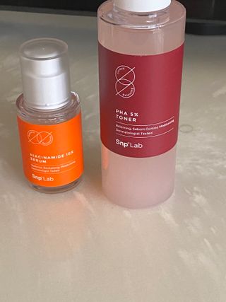 SNP LAB PHA  5 토너 150ml + 나이아신아마이드 10 세럼 32ml 세트 — 4점을 준 리뷰어가 2021년 9월 올린 사용 사진