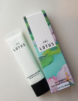 제주 보태니컬 선크림/더 퓨어 로터스 어메니티 세트/연꽃잎 마스크 - 진정 — 5점을 준 리뷰어가 2022년 8월 올린 사용 사진