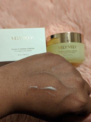 VELY VELY Yuja C-tamin Cream — 4.5점을 준 리뷰어가 2021년 5월 올린 사용 사진
