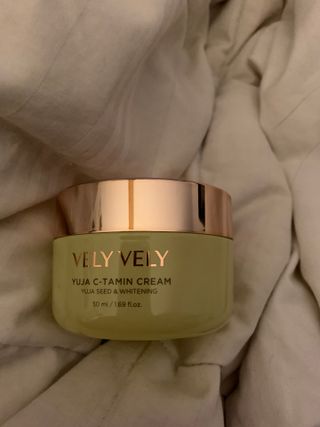 VELY VELY Yuja C-tamin Cream — 4점을 준 리뷰어가 2021년 4월 올린 사용 사진