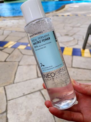 네오젠 더마로지 리얼퍼먼트 마이크로 세트 (토너 150ml, 에센스 150ml, 세럼 30ml, 미스트 115ml) — 4점을 준 리뷰어가 2022년 8월 올린 사용 사진