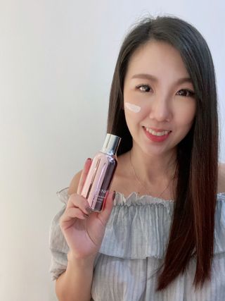 Re:NK 리엔케이 핑크 볼륨 래디언스 컬러크림 — 5점을 준 리뷰어가 2021년 10월 올린 사용 사진