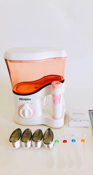 Aquapick AQ-350 물 Flosser 전기 치과 수조 치아 용 전문 구강 세정기 — 4점을 준 리뷰어가 2022년 4월 올린 사용 사진