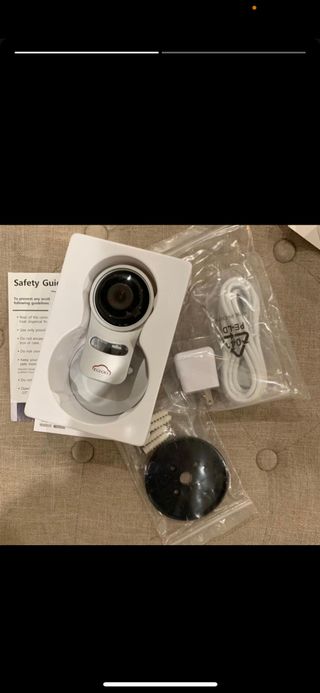 온습도 모니터와 스마트 리모컨이 탑재된 EGLOO cam S4 1080P Wi-Fi 스마트 카메라 — 5점을 준 리뷰어가 2021년 6월 올린 사용 사진
