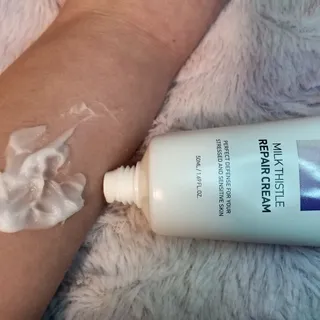 바노바기 코스메틱 바노바기 밀크 씨슬 리페어 크림 50ml — 4점을 준 리뷰어가 2023년 3월 올린 사용 사진
