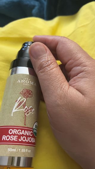 더아로마샵 오가닉 로즈 호호바 오일 50ml — 5점을 준 리뷰어가 2023년 2월 올린 사용 사진