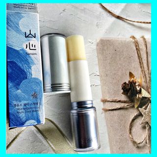 산심 명연수 멀티 스틱 밤 0.38oz 수분 스틱 집중 주름 케어 — 5점을 준 리뷰어가 2022년 11월 올린 사용 사진