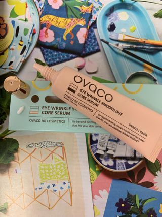 오바코 ovaco eye wrinkle smooth out serum — 5점을 준 리뷰어가 2022년 1월 올린 사용 사진