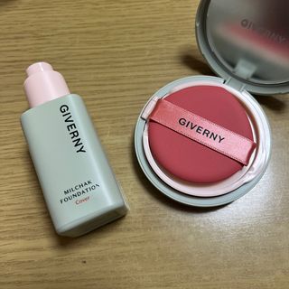 지베르니 밀착 커버 파운데이션 30ml + 밀착 커버 쿠션 본 제품 — 5점을 준 리뷰어가 2023년 9월 올린 사용 사진