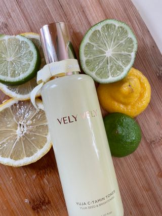 VELY VELY Yuja C-Tamin Toner — 5점을 준 리뷰어가 2021년 4월 올린 사용 사진