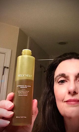 VELY VELY Artemisia Balance Essence — 5점을 준 리뷰어가 2021년 5월 올린 사용 사진