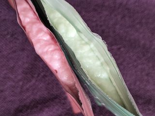 로즈마리 밸런싱 두피팩, 히비스커스 보습 두피팩, 타마누 오일 수딩 두피팩 3종 세트 — 5점을 준 리뷰어가 2022년 4월 올린 사용 사진
