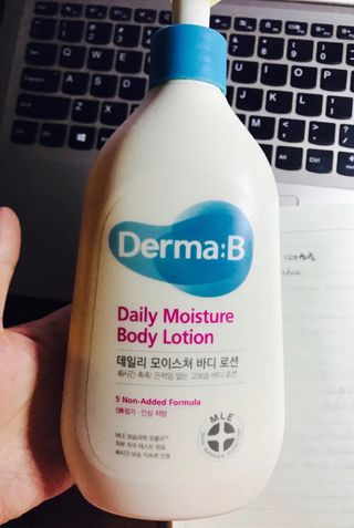 더마비 더 마비 데일리 모이스처 바디 로션 — 5점을 준 리뷰어가 2021년 12월 올린 사용 사진
