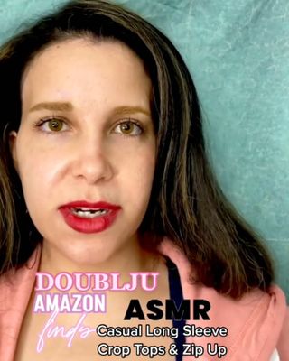 DOUBLJU Womens 캐주얼 긴팔 자르기 탑 지퍼 업 후드 티 스웨터 플러스 사이즈 — 5점을 준 리뷰어가 2022년 12월 올린 사용 사진