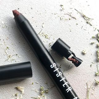 씨스터앤 시스터앤 더블이펙트 워터프루프 아이펜슬_미국 — 5점을 준 리뷰어가 2022년 4월 올린 사용 사진