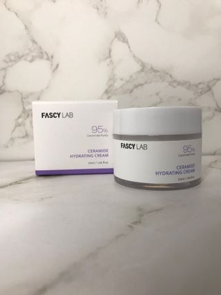 파시랩 USA_[FASCY LAB] 세라마이드 하이드레이팅 크림 — 4.5점을 준 리뷰어가 2021년 11월 올린 사용 사진