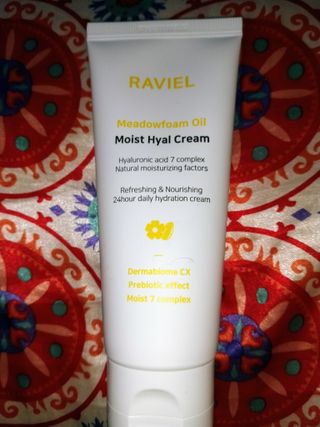 라비엘 RAVIEL Meadowfoam 씨 오일 모이스처라이징 데일리 히알 크림 3.4 fl oz, DermaBiome CX, 7 히알루론산 — 4점을 준 리뷰어가 2022년 9월 올린 사용 사진