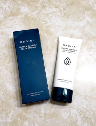 바시엘 BACIEL 바시엘 하이드라 베리어 시카 크림 — 5점을 준 리뷰어가 2021년 8월 올린 사용 사진