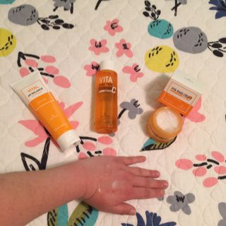 Vita Snail Trio Set [First Essence, Cream, Gel Cleanser] — 5점을 준 리뷰어가 2021년 9월 올린 사용 사진