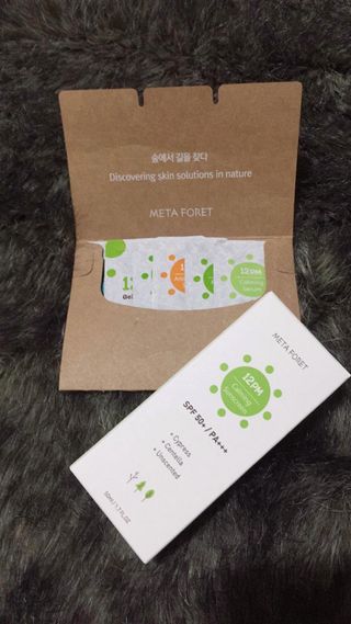 메타포레 12PM  카밍 선스크린 — 5점을 준 리뷰어가 2021년 8월 올린 사용 사진