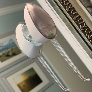 Aquapick AQ-350 물 Flosser 전기 치과 수조 치아 용 전문 구강 세정기 — 4.5점을 준 리뷰어가 2022년 5월 올린 사용 사진