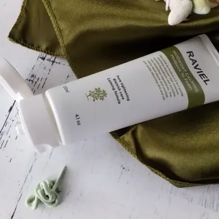 라비엘 머그워트 그린머드 팩투폼 페이스 클렌저, 4.1fl oz(120ml), 2-in-1 멀티 클렌저 — 5점을 준 리뷰어가 2022년 9월 올린 사용 사진