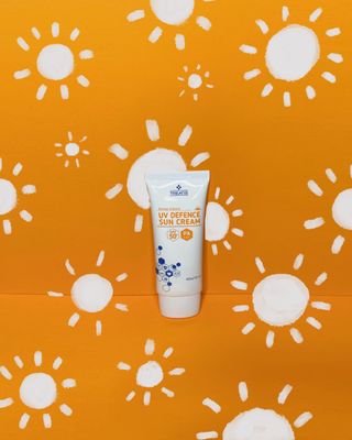 트리티스 US [TREATIS] UV Defence Sun Cream PA+++ / SPF50+ — 5점을 준 리뷰어가 2021년 3월 올린 사용 사진