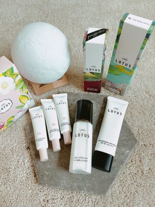 더 퓨어 로터스 제주 식물 선크림 / 제주 연잎 &amp; 동백 미스트 / 순수한 연꽃 어메니티 세트 — 5점을 준 리뷰어가 2022년 9월 올린 사용 사진