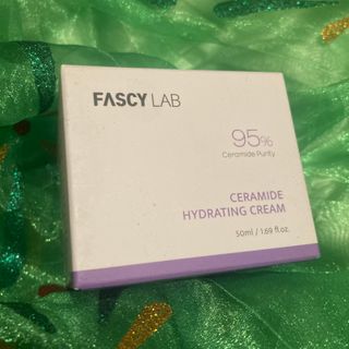파시랩 USA_[FASCY LAB] 세라마이드 하이드레이팅 크림 — 5점을 준 리뷰어가 2022년 1월 올린 사용 사진