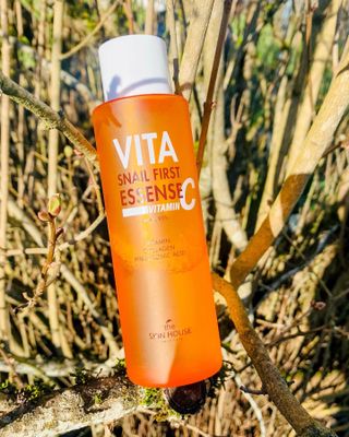 [THE SKIN HOUSE] Vita Snail First Essence — 5점을 준 리뷰어가 2022년 2월 올린 사용 사진