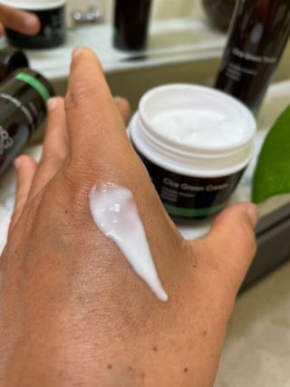Cica Green Line [Toner, Serum, Cream] — 5점을 준 리뷰어가 2021년 9월 올린 사용 사진
