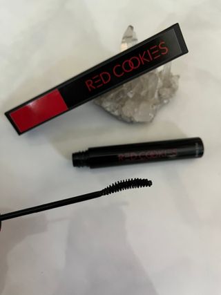 RED COOKIES Beaurer Curl Mascara Black Color Water-proof Smudge-proof Macara — 4점을 준 리뷰어가 2025년 1월 올린 사용 사진