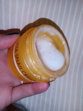 [THE SKIN HOUSE] Vita Snail Cream — 5점을 준 리뷰어가 2022년 9월 올린 사용 사진