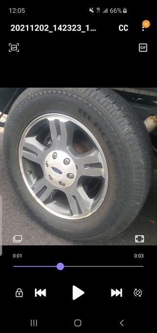 [COATINGS] 자동차 휠케어 전용 클리너, 한번만 바르면 6개월 유지효과 — 2점을 준 리뷰어가 2021년 12월 올린 사용 사진