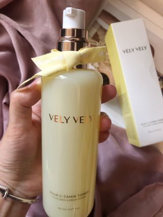 VELY VELY Yuja C-Tamin Toner — 5점을 준 리뷰어가 2021년 4월 올린 사용 사진