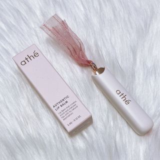 ATHE AUTHENTIC AIRY LIP BALM / 비건립밤 / 어센틱립밤 / 에어리립밤 (수정 요청) — 5점을 준 리뷰어가 2022년 8월 올린 사용 사진