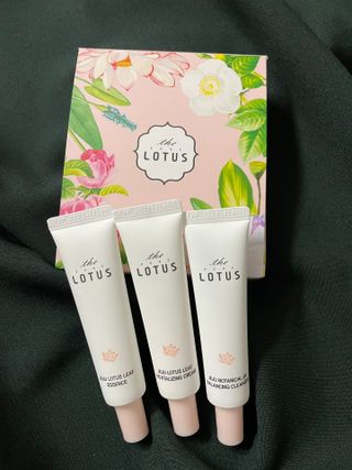 더 퓨어 로터스 제주 식물 선크림 / 제주 연잎 &amp; 동백 미스트 / 순수한 연꽃 어메니티 세트 — 5점을 준 리뷰어가 2022년 7월 올린 사용 사진