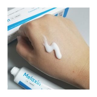 Melaxin 멜락신 TX 크림 50ml — 3.5점을 준 리뷰어가 2022년 9월 올린 사용 사진