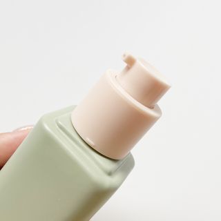 지베르니 밀착 커버 파운데이션 30ml + 밀착 커버 쿠션 본 제품 — 5점을 준 리뷰어가 2023년 9월 올린 사용 사진