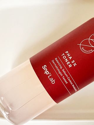 SNP LAB PHA  5 토너 150ml + 나이아신아마이드 10 세럼 32ml 세트 — 3.5점을 준 리뷰어가 2021년 10월 올린 사용 사진